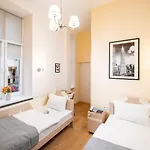 Art Deco 3*