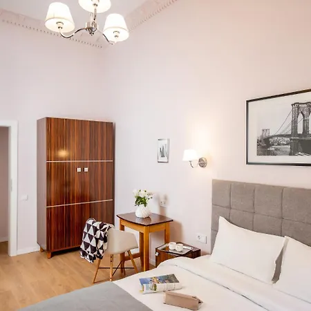 Art Deco 3*
