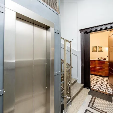 Готель Art Deco 3*